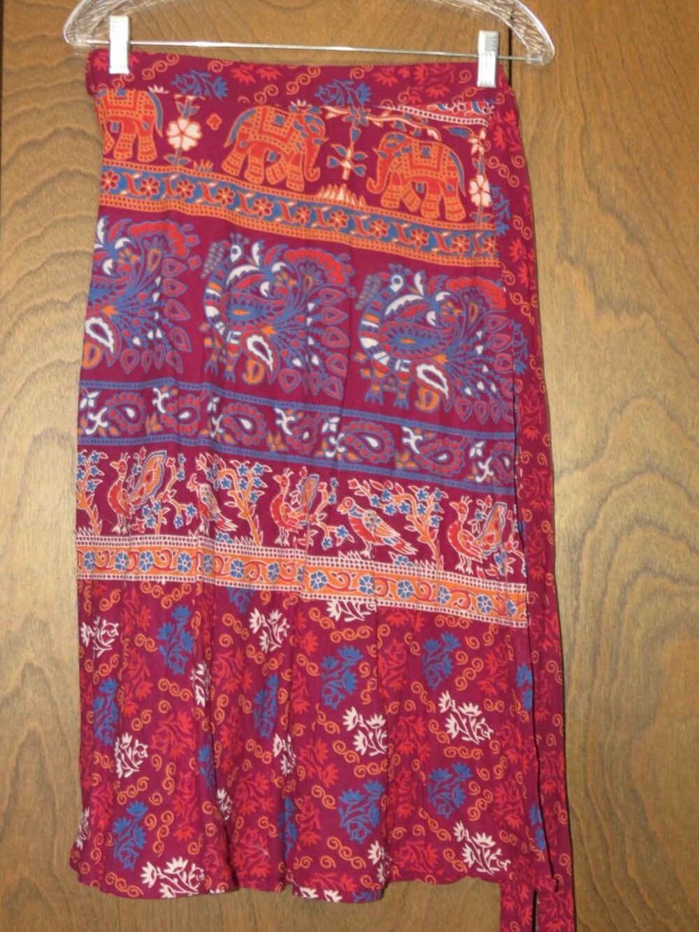 NWOT Darn Good Yarn XL Tea Cotton Wrap Skirt Elephants! Peacocks!
